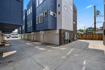 3425 W 16th Avenue