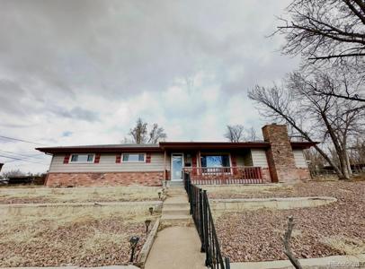 806 Grand Boulevard