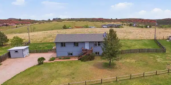 804 Redwood Court