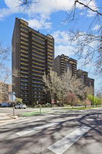 420 S Marion Parkway