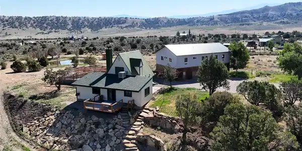 23855 Horsefly Road