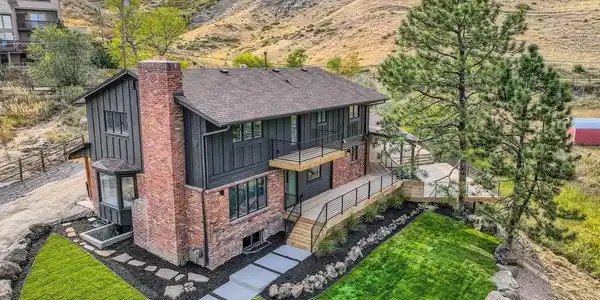 2127 Elderberry Road