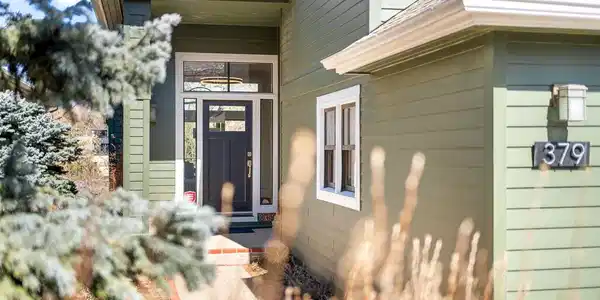 379 W Arapahoe Lane
