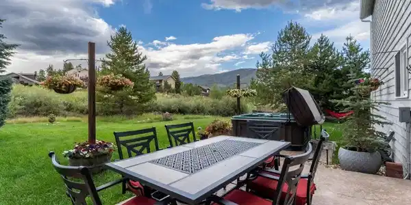 518 Bighorn Circle