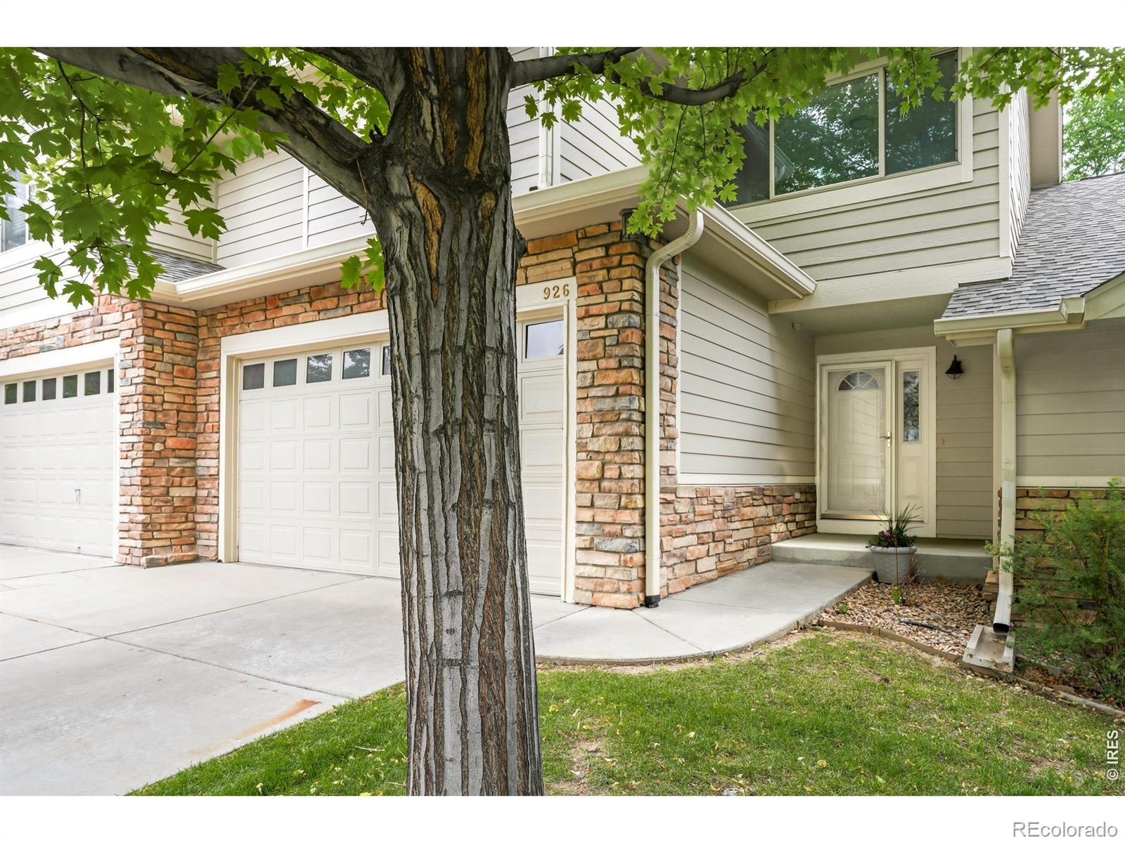 Image 1: Front entry