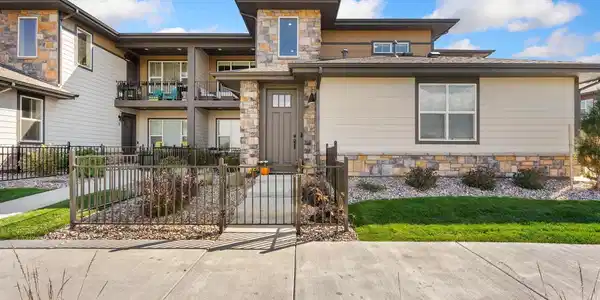 820 Schlagel Street