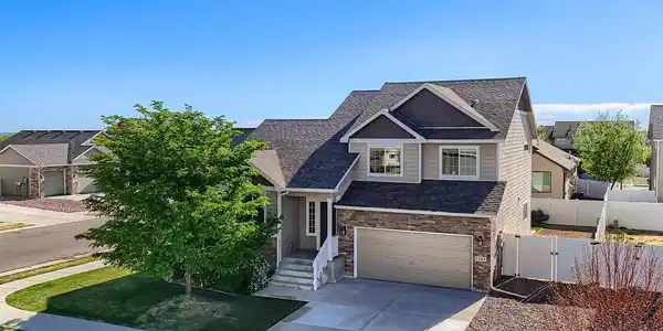 3464 Godwit Drive