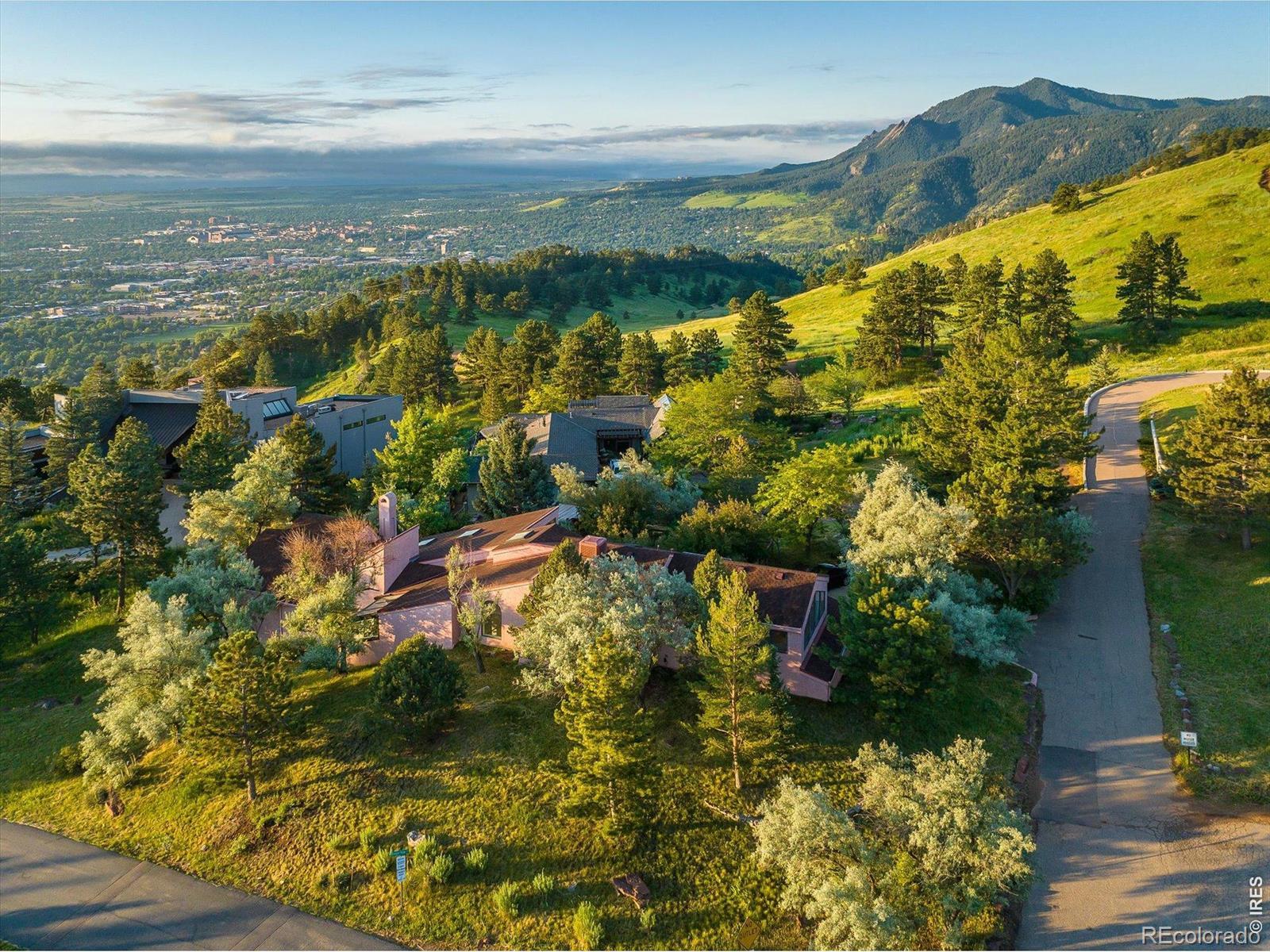 Image 2: Overlooking Boulder to the south