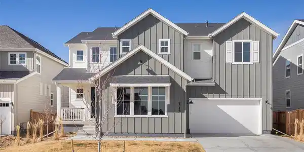 9349 Russell Circle