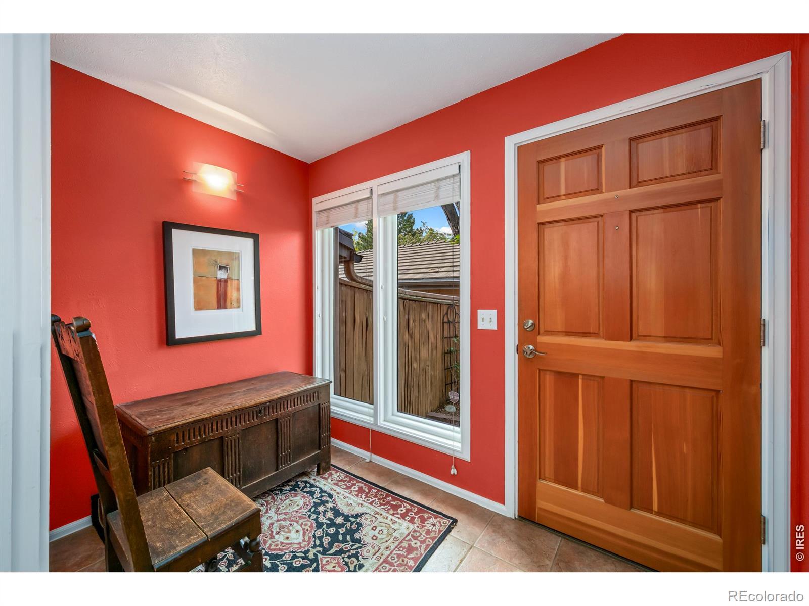 Image 2: Entrance Foyer Image 2: Entrance Foyer