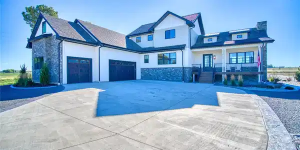 8102 Dreamers Ridge Road