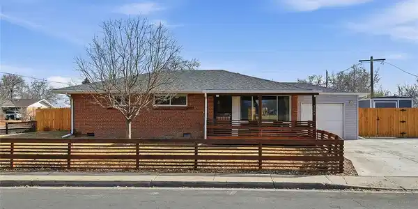 3580 W Arizona Avenue