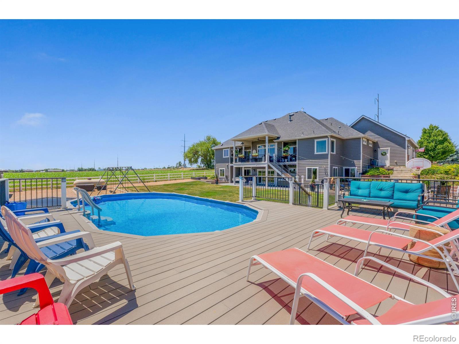 Image 3: Enjoy life at this 2.5 acre LAKE ESTATE! Image 3: Enjoy life at this 2.5 acre LAKE ESTATE!