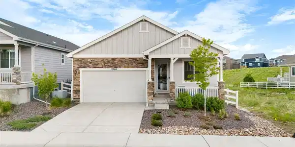 2060 Peralta Loop