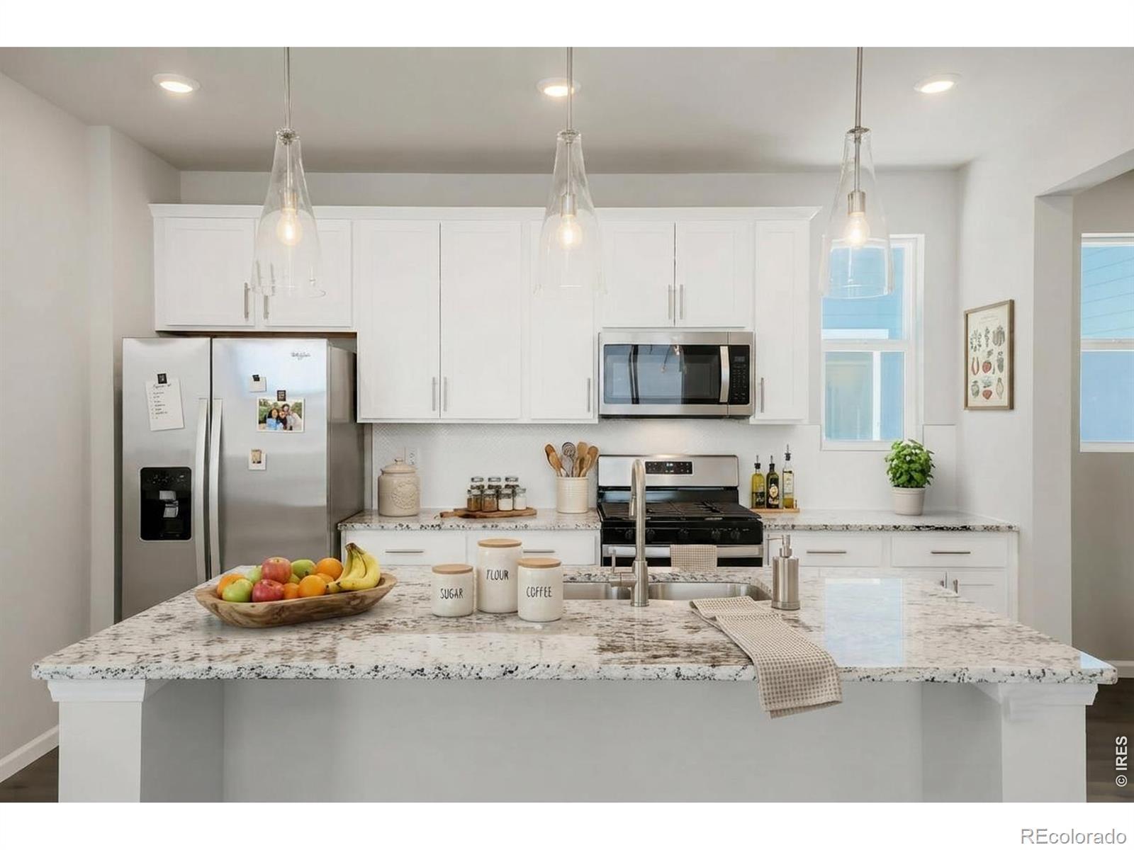 Image 3: All kitchen appliances are included