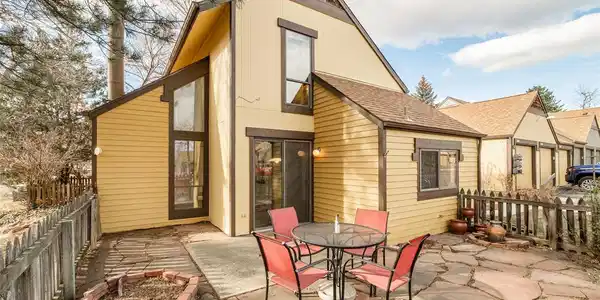 3760 Smuggler Place