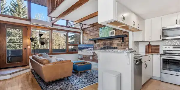 54 Columbine Circle