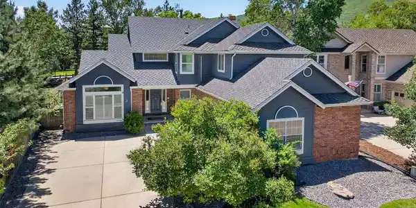 2 Holly Oak