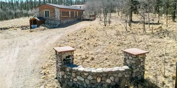1060 Pinto Trail