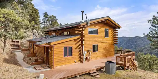 3907 Ridge Road