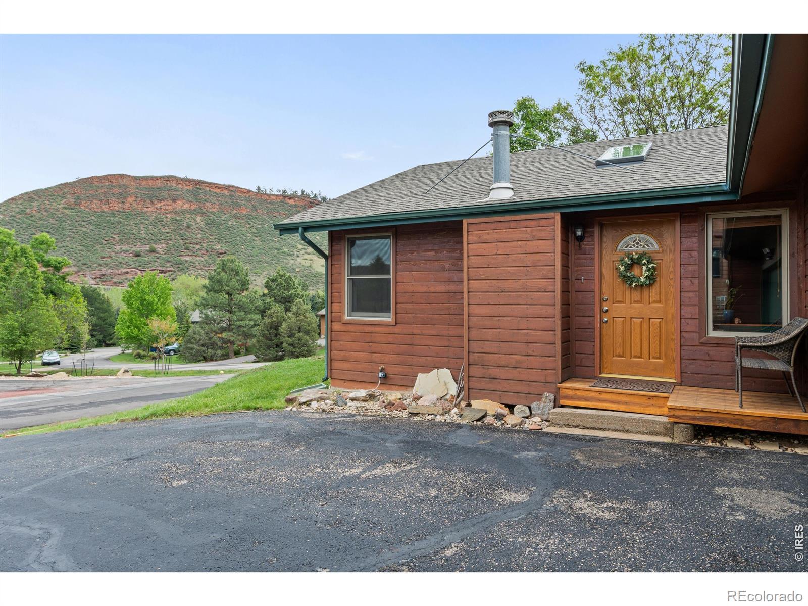 Image 2: Amazing views from your front porch Image 2: Amazing views from your front porch