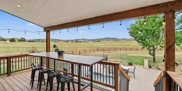 Image 4: Back Deck w/Beautiful Mountain Views Image 4: Back Deck w/Beautiful Mountain Views