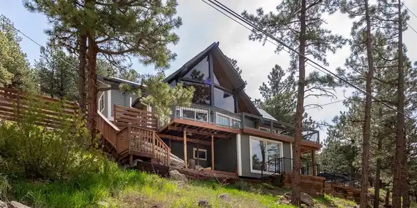93 Pine Needle Road