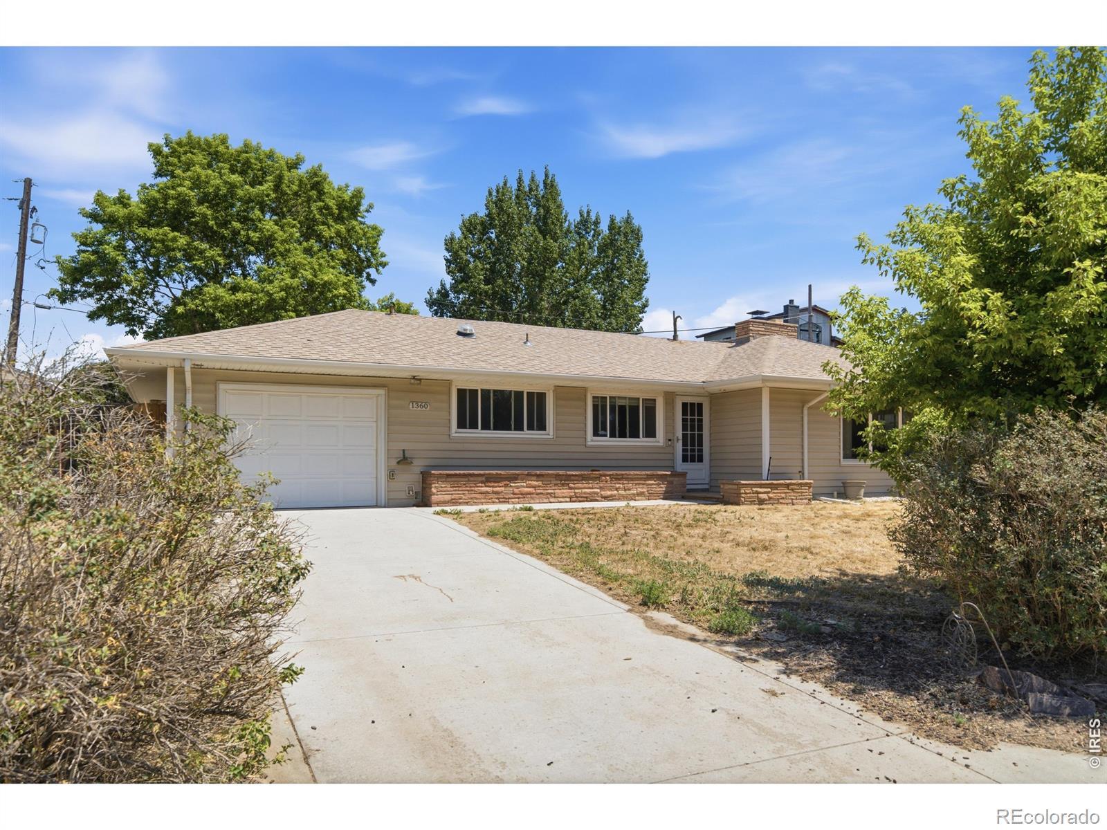Image 2: 1360 Pine Street, Loveland