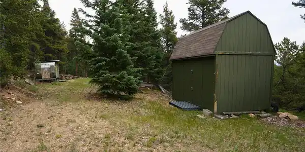 Image 2: Supply shed Image 2: Supply shed