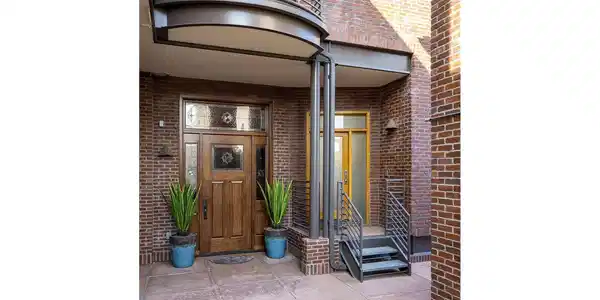 Image 3: the only north facing residence in the building Image 3: the only north facing residence in the building