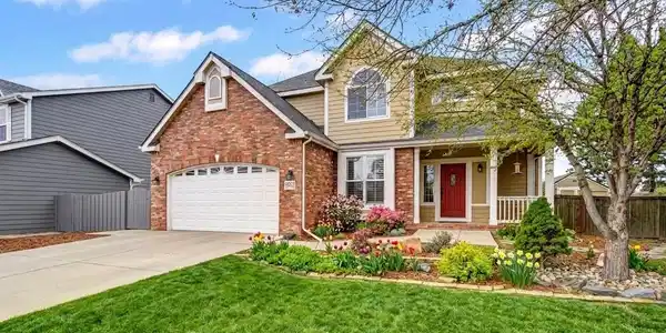 5903 Twin Wash Square