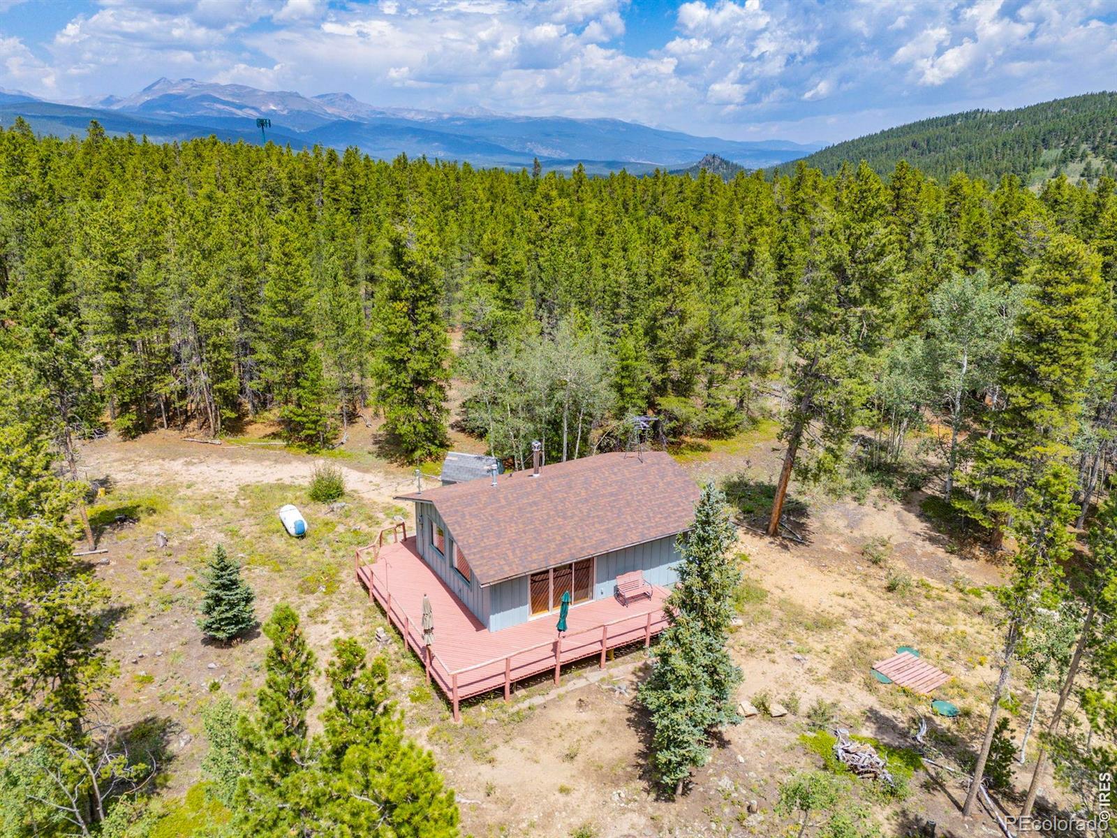 Image 2: Level 3/4 acre lot Image 2: Level 3/4 acre lot