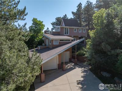 15 Arrowleaf Court