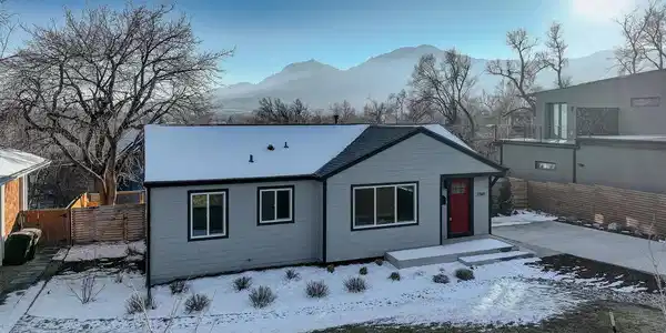 2340 Panorama Avenue