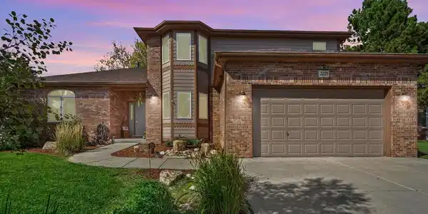 3270 Nederland Drive