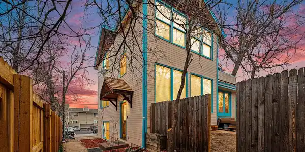 623 Marine Street