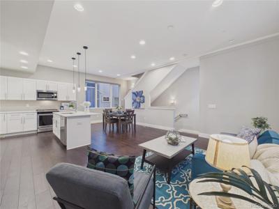 2815 W 25th Avenue