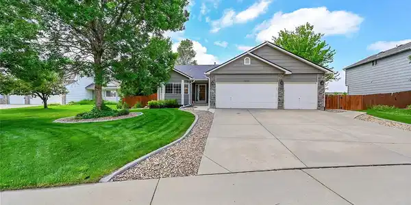2205 Santa Fe Drive