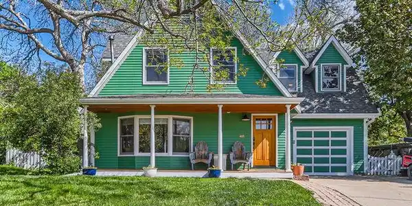 485 Grape Avenue