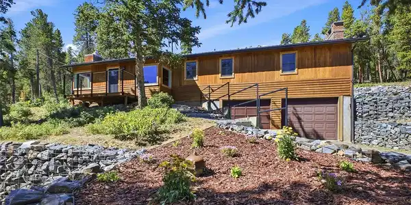 356 Gold Road
