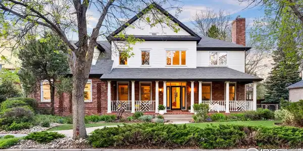 2835 Links Drive