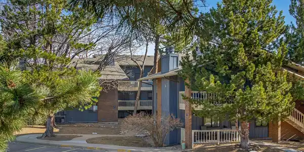 2800 Kalmia Avenue