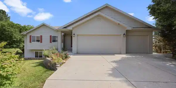 1725 Keyes Court