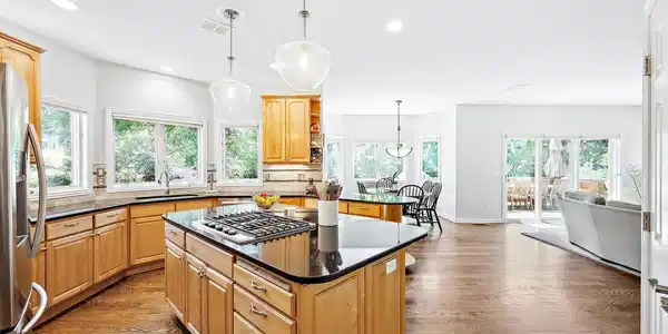 535 Sawtooth Point