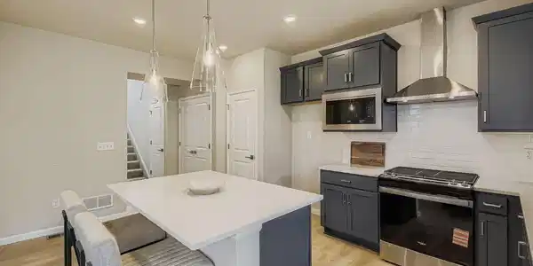 Image 2: *SAMPLE PHOTO OF SAME FLOOR PLAN NOT ACTUAL HOME*