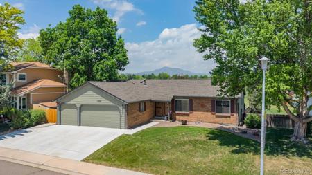 10765 W Berry Drive