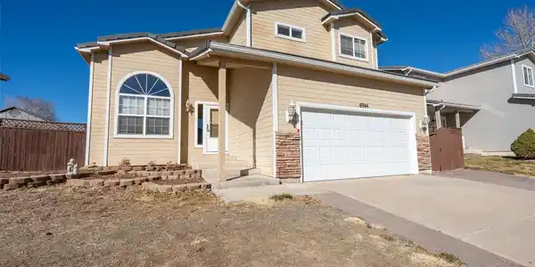 6944 Fountain Vista Circle