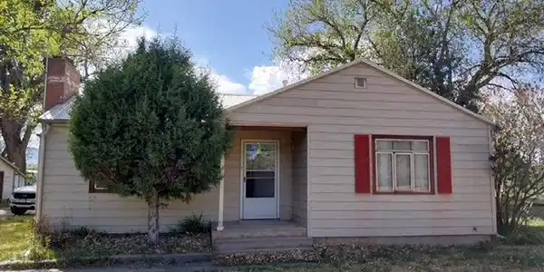 2919 Farview Drive