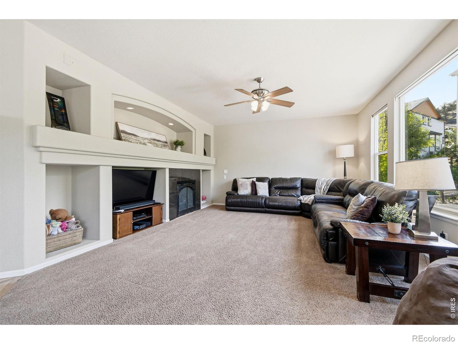 Image 4: Family room w/ gas Fireplace