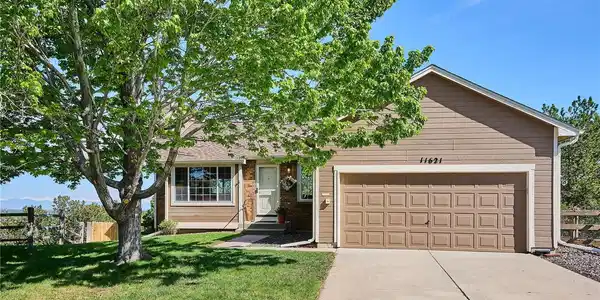 11621 Laurel Lane